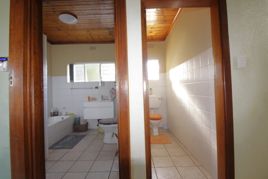 4 Bedroom Property for Sale in C Place Eastern Cape